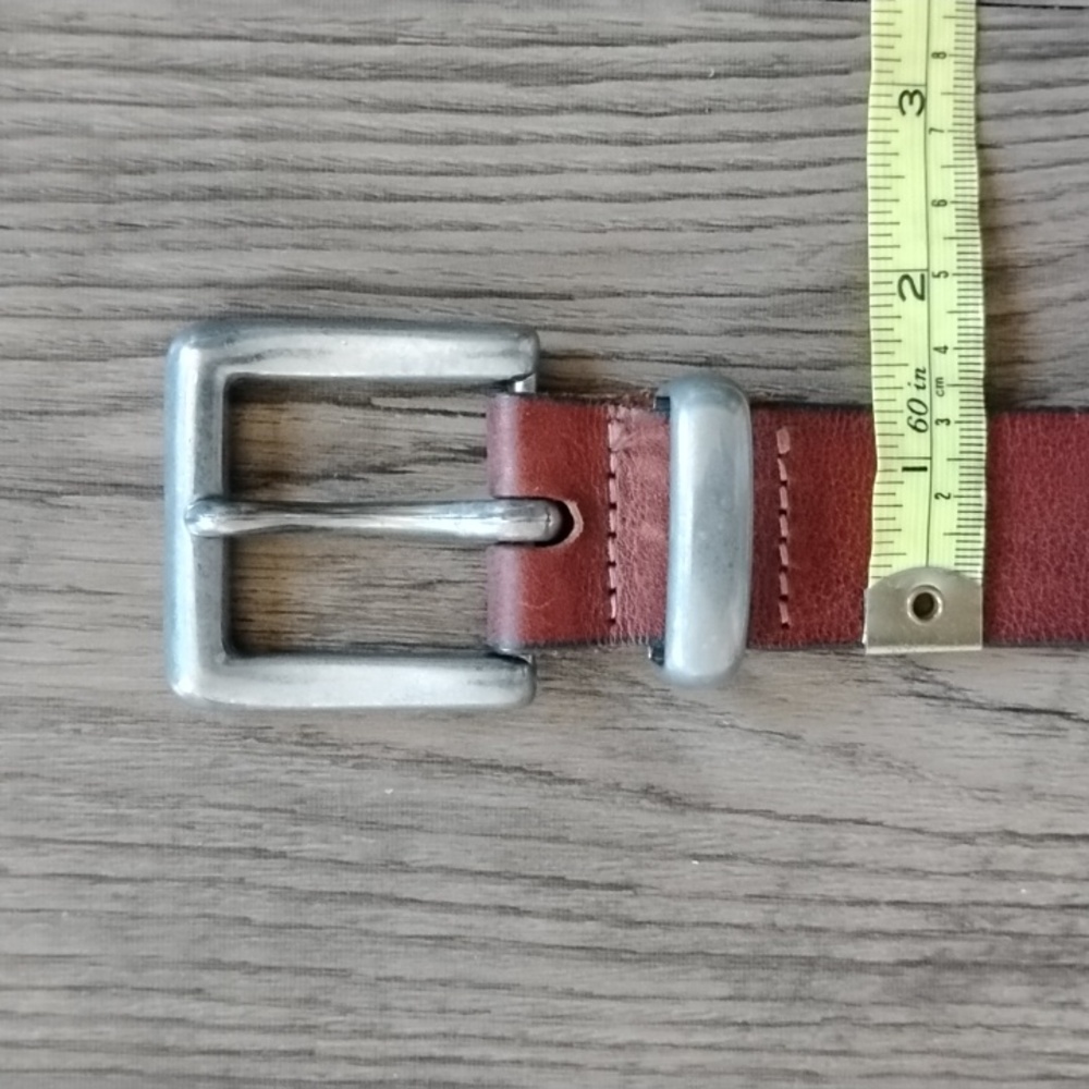 Old Navy Women's Brown Leather Belt - Picture 5 of 7